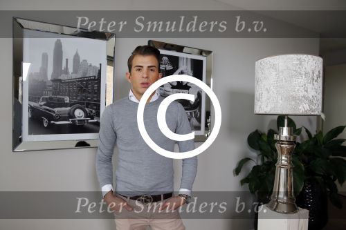 Rotterdam 2 april 2015
Stylist Chiel Harten Torres in zijn huis / appartement