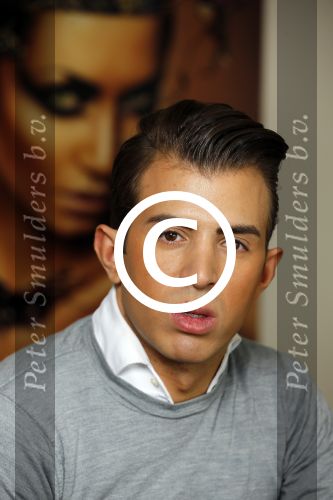Rotterdam 2 april 2015
Stylist Chiel Harten Torres in zijn huis / appartement