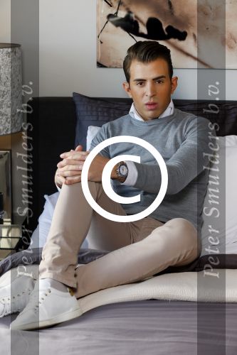 Rotterdam 2 april 2015
Stylist Chiel Harten Torres in zijn huis / appartement