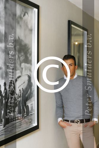 Rotterdam 2 april 2015
Stylist Chiel Harten Torres in zijn huis / appartement