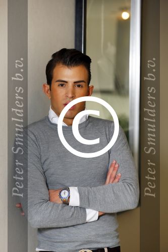 Rotterdam 2 april 2015
Stylist Chiel Harten Torres in zijn huis / appartement