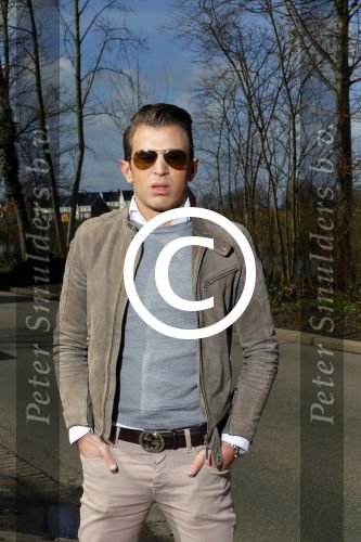 Rotterdam 2 april 2015
Stylist Chiel Harten Torres in zijn huis / appartement
