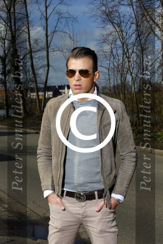 Rotterdam 2 april 2015
Stylist Chiel Harten Torres in zijn huis / appartement