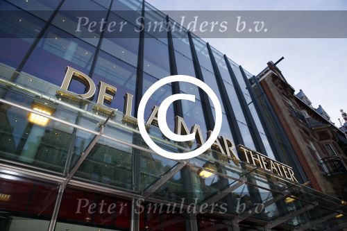 Amsterdam 20 april 2015 
Premiere de ontsnapping in het nieuwe de la mar met in de hoofdrollen Isa Hoes en Edwin Jonker. Heleen v Royen heeft het boek geschreven