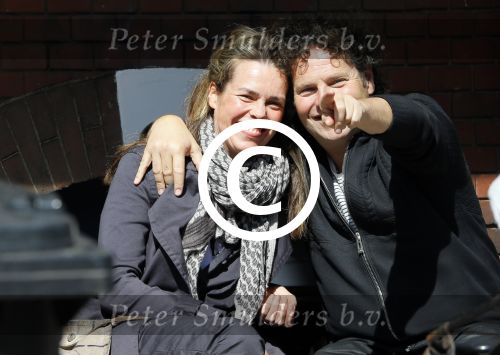 Amsterdam 14 april 2015
Dirk en Suze Zeelenberg op terras op de cornelis schuytstraat