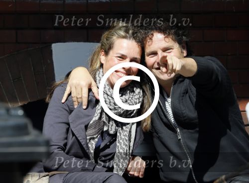 Amsterdam 14 april 2015
Dirk en Suze Zeelenberg op terras op de cornelis schuytstraat
