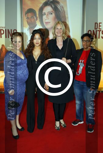 Amsterdam 20 april 2015 
Premiere de ontsnapping in het nieuwe de la mar met in de hoofdrollen Isa Hoes en Edwin Jonker. Heleen v Royen heeft het boek geschreven.  Eva Poppink, Denise Aznamactrice, Christine van Stralen en Jaike Belforactrice