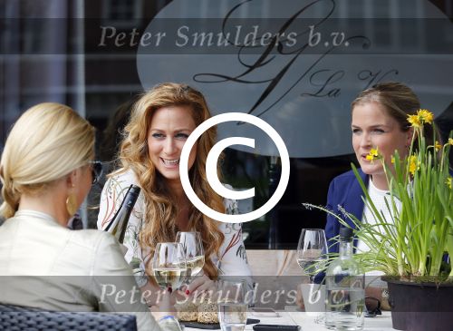 Amsterdam 13 april 2015  
Opnames video clip wesly Bronkhorst met oa Fabienne de Vries Esther Oosterbeek en Netty v d Veer