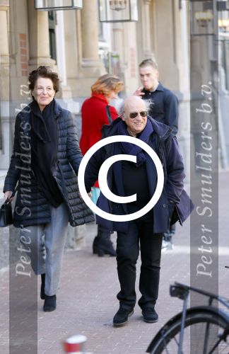 Amsterdam 12 april 2015
Premiere sunshine boys in het nieuwe de la mar theater. Frans Weisz en partner Regina van Gelderen