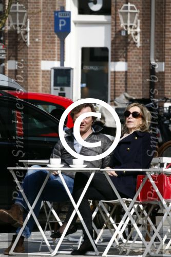 Amsterdam 8 april 2015
Frits Sissing met een kennis op terras.