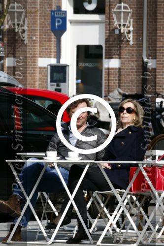 Amsterdam 8 april 2015
Frits Sissing met een kennis op terras.
