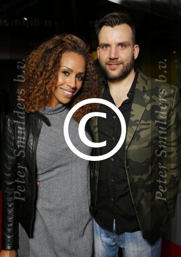 Amsterdam 1 april 2015
Premiere fast and Furious 7 in pathe arena.
Glennis Grace met vriend