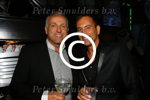 Rotterdam 9 april 2015
Gordon en zijn nieuwe vriend DJ Maurice bij de opening van de nieuwe zaak waar Winston Post de manager is in het Hilton Hotel.