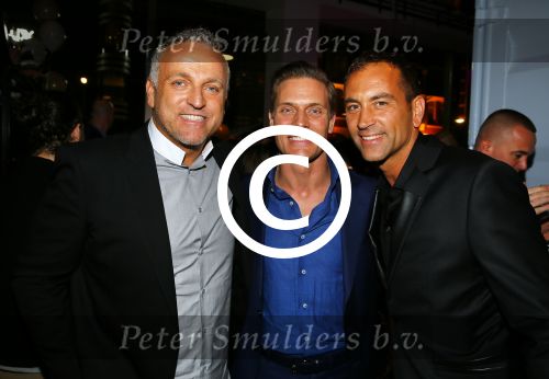 Rotterdam 9 april 2015
Gordon en zijn nieuwe vriend DJ Maurice bij de opening van de nieuwe zaak waar Winston Post de manager is in het Hilton Hotel.