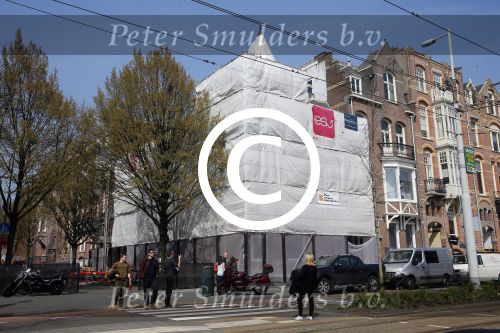 Amsterdam 10 april 2015    
In het oude pand van Mart Visser komt de nieuwe koffiezaak Blushing van Gordon