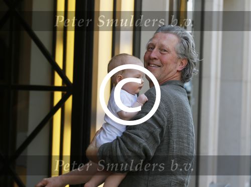 Amsterdam 10 april 2015
Hajo Bruins met zijn dochter op de pc hooftstraat