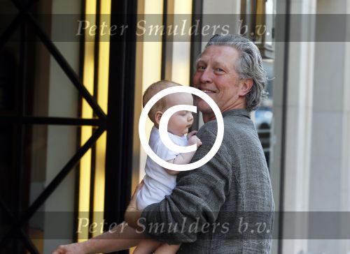Amsterdam 10 april 2015
Hajo Bruins met zijn dochter op de pc hooftstraat