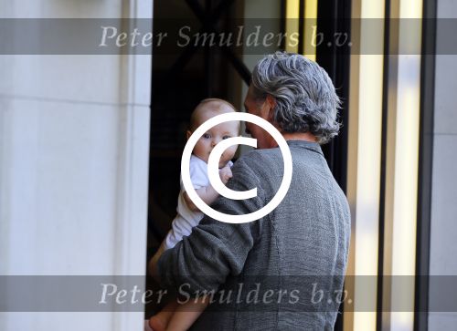 Amsterdam 10 april 2015
Hajo Bruins met zijn dochter op de pc hooftstraat