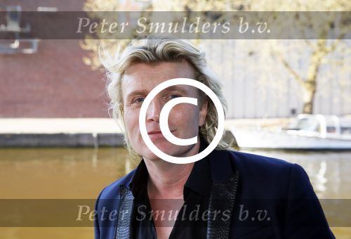 Amsterdam 20 april 2015
Linda de Mol presenteert de nieuwe l\'Homo met op de cover Rick Brandsteder. Hans Klok