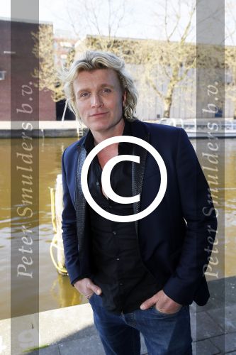 Amsterdam 20 april 2015
Linda de Mol presenteert de nieuwe l\'Homo met op de cover Rick Brandsteder. Hans Klok