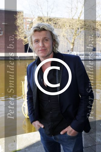 Amsterdam 20 april 2015
Linda de Mol presenteert de nieuwe l\'Homo met op de cover Rick Brandsteder. Hans Klok