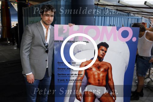 Amsterdam 20 april 2015
Linda de Mol presenteert de nieuwe l\'Homo met op de cover Rick Brandsteder.