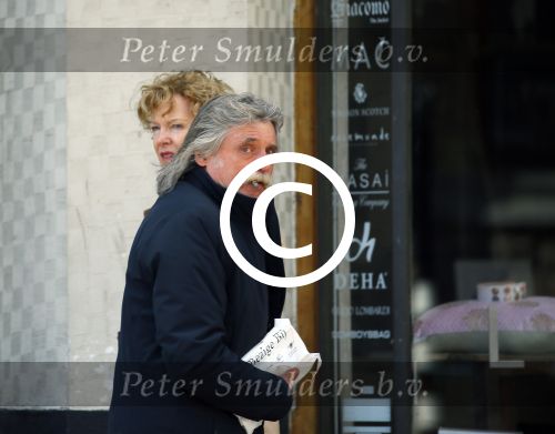 Amsterdam 28 april 2015
Johan Derksen op straat in Amsterdam.