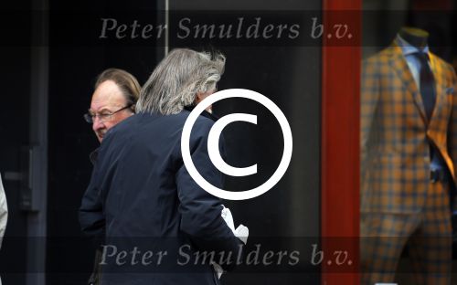 Amsterdam 28 april 2015
Johan Derksen op straat in Amsterdam.
