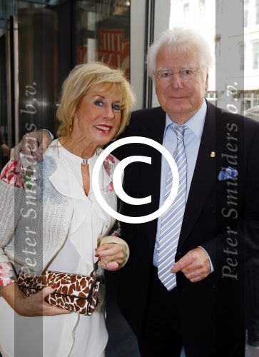 Amsterdam 12 april 2015
Premiere sunshine boys in het nieuwe de la mar theater. Gerard Cox en JJoke Bruijs