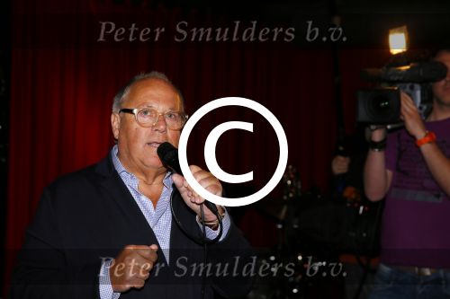 Amsterdam 11 april 2015  
Presentatie boek en 70e verjaardag van Joop Braakhekke bij le Garage. Zijn moeder van 104 jaar oud was aanwezig.