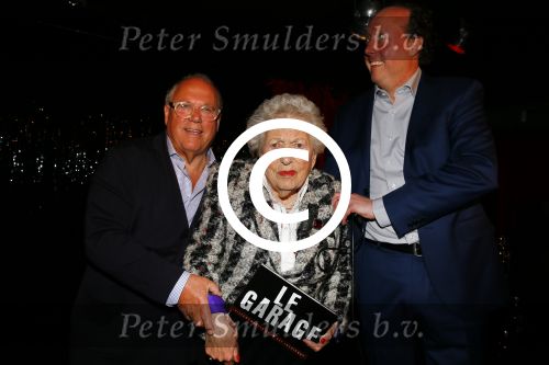 Amsterdam 11 april 2015  
Presentatie boek en 70e verjaardag van Joop Braakhekke bij le Garage. Zijn moeder van 104 jaar oud was aanwezig.