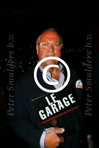 Amsterdam 11 april 2015  
Presentatie boek en 70e verjaardag van Joop Braakhekke bij le Garage. Zijn moeder van 104 jaar oud was aanwezig.