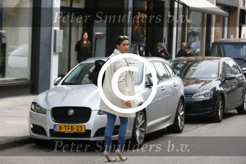 Amsterdam 8 april 2015
Kristina Bozilovic met haar jaguar op de pc hooftstraat