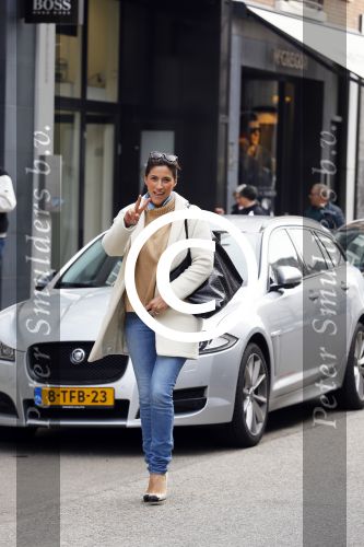 Amsterdam 8 april 2015
Kristina Bozilovic met haar jaguar op de pc hooftstraat