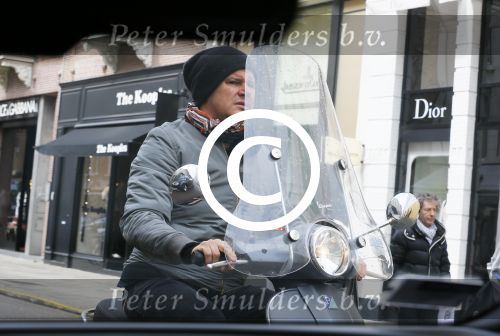 Amsterdam 11 april 2015   
Leco v Zadelhoff op zijn scooter op de pc hooftstraat