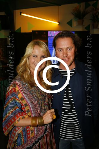 Amsterdam 20 april 2015
Linda de Mol presenteert de nieuwe l\'Homo met op de cover Rick Brandsteder. Linda met Jeroen Rietbergen