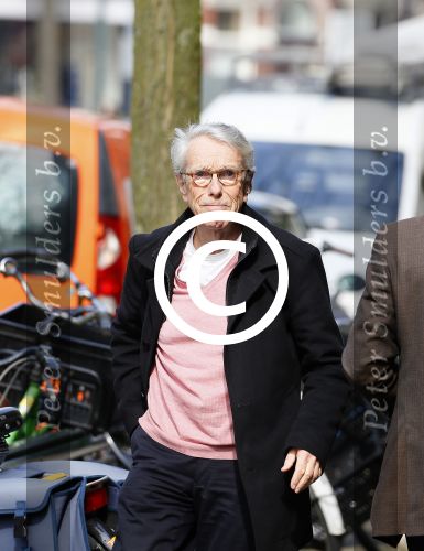 Amsterdam 7 april 2015
Louis v Dijk in de auto op de cornelis schuytstraat