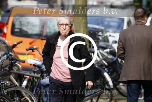 Amsterdam 7 april 2015
Louis v Dijk in de auto op de cornelis schuytstraat