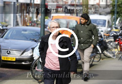 Amsterdam 7 april 2015
Louis v Dijk in de auto op de cornelis schuytstraat