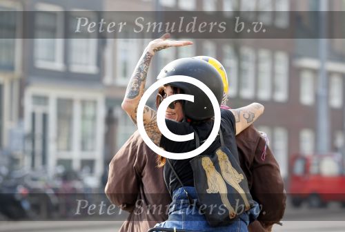 Amsterdam 10 april 2015    
Henk en Louise Schiffmacher op de scooter