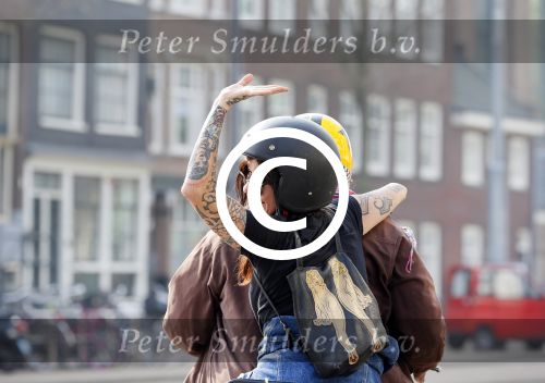 Amsterdam 10 april 2015    
Henk en Louise Schiffmacher op de scooter