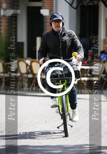 Amsterdam 28 april 2015  
Marc-Marie Huijbregts op de fiets in amsterdam