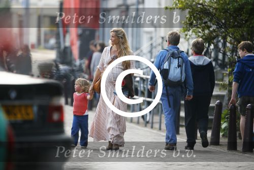Amsterdam 10 april 2015    
Marije Braber de vriendin van Chris Zegers hoogzwanger