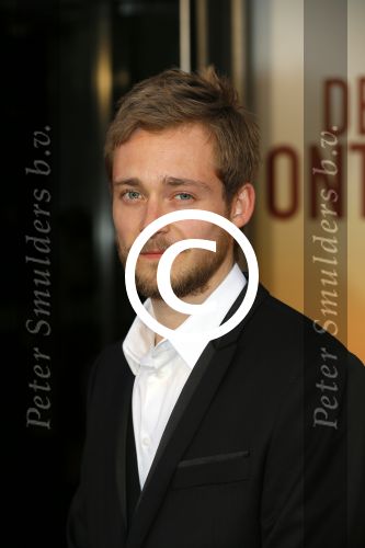 Amsterdam 20 april 2015 
Premiere de ontsnapping in het nieuwe de la mar met in de hoofdrollen Isa Hoes en Edwin Jonker. Heleen v Royen heeft het boek geschreven. Matthijs v d Sande Bakhuyzen