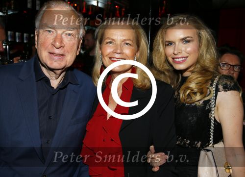 Amsterdam 11 april 2015  
Presentatie boek en 70e verjaardag van Joop Braakhekke bij le Garage. Zijn moeder van 104 jaar oud was aanwezig. Henk Elise en Monica v d Meyden