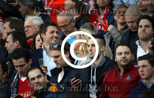 Eindhoven 18 april 2015
PSV_ Heerneveen 4-1 . Psv kampioen. Pieter v d Hoogenband en zijn nieuwe vriendin Marie JosÃ© Crooijmans verliefd op de tribune.