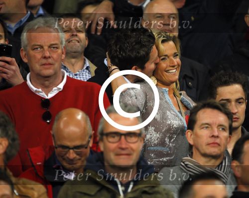 Eindhoven 18 april 2015
PSV_ Heerneveen 4-1 . Psv kampioen. Pieter v d Hoogenband en zijn nieuwe vriendin Marie JosÃ© Crooijmans verliefd op de tribune.