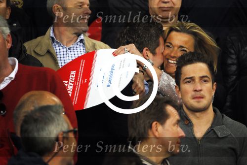 Eindhoven 18 april 2015
PSV_ Heerneveen 4-1 . Psv kampioen. Pieter v d Hoogenband en zijn nieuwe vriendin Marie JosÃ© Crooijmans verliefd op de tribune.