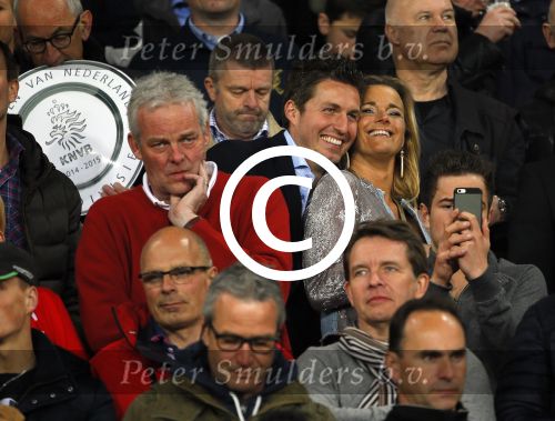Eindhoven 18 april 2015
PSV_ Heerneveen 4-1 . Psv kampioen. Pieter v d Hoogenband en zijn nieuwe vriendin Marie JosÃ© Crooijmans verliefd op de tribune.