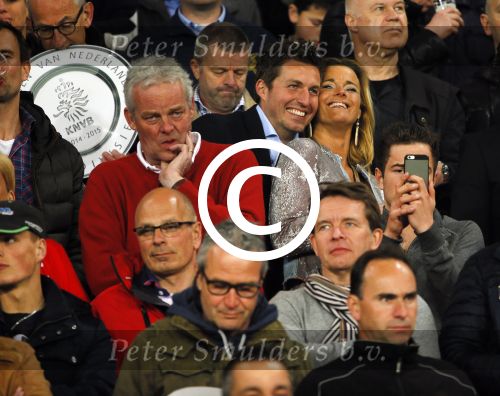 Eindhoven 18 april 2015
PSV_ Heerneveen 4-1 . Psv kampioen. Pieter v d Hoogenband en zijn nieuwe vriendin Marie JosÃ© Crooijmans verliefd op de tribune.